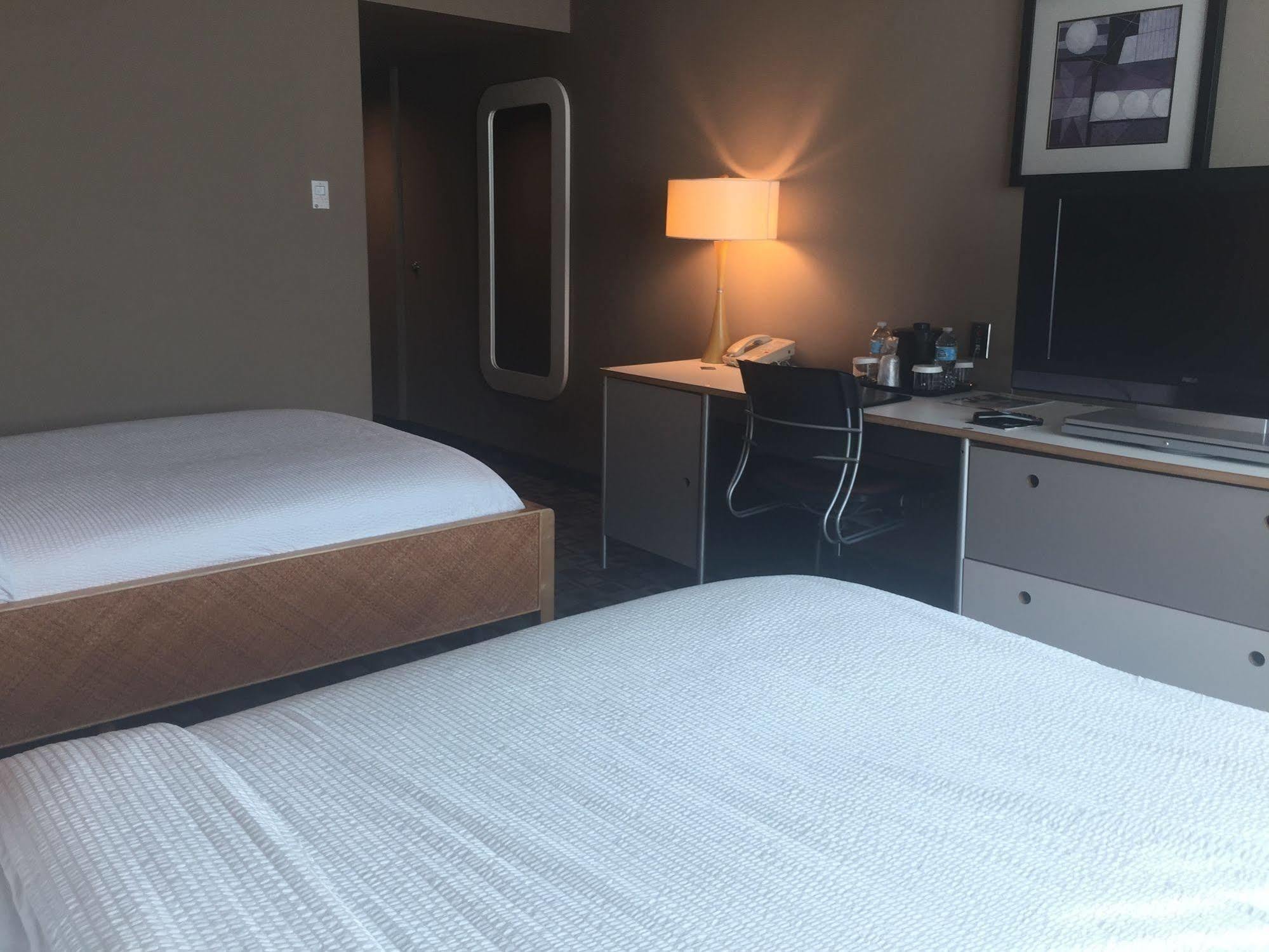 State House Inn, Trademark Collection By Wyndham Springfield Exteriör bild