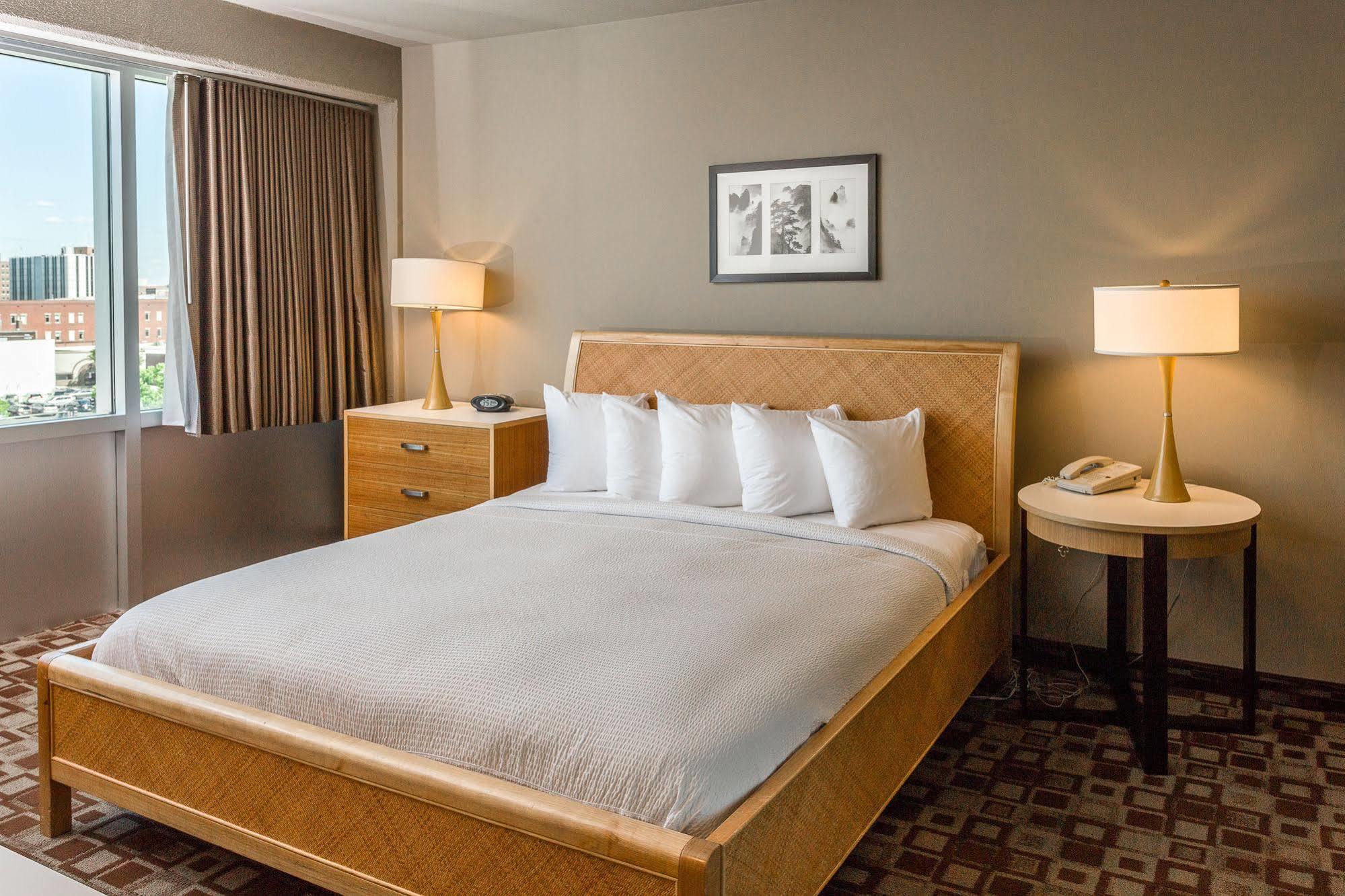 State House Inn, Trademark Collection By Wyndham Springfield Exteriör bild